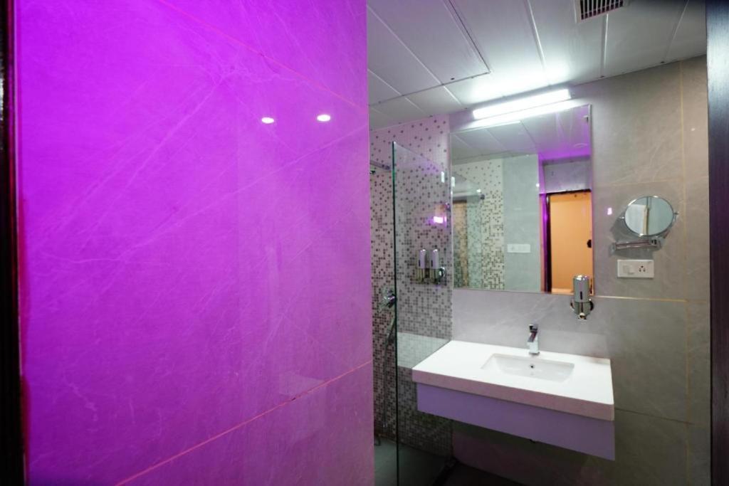 Hotel River Rhythm Assi Ghat Варанаси Екстериор снимка