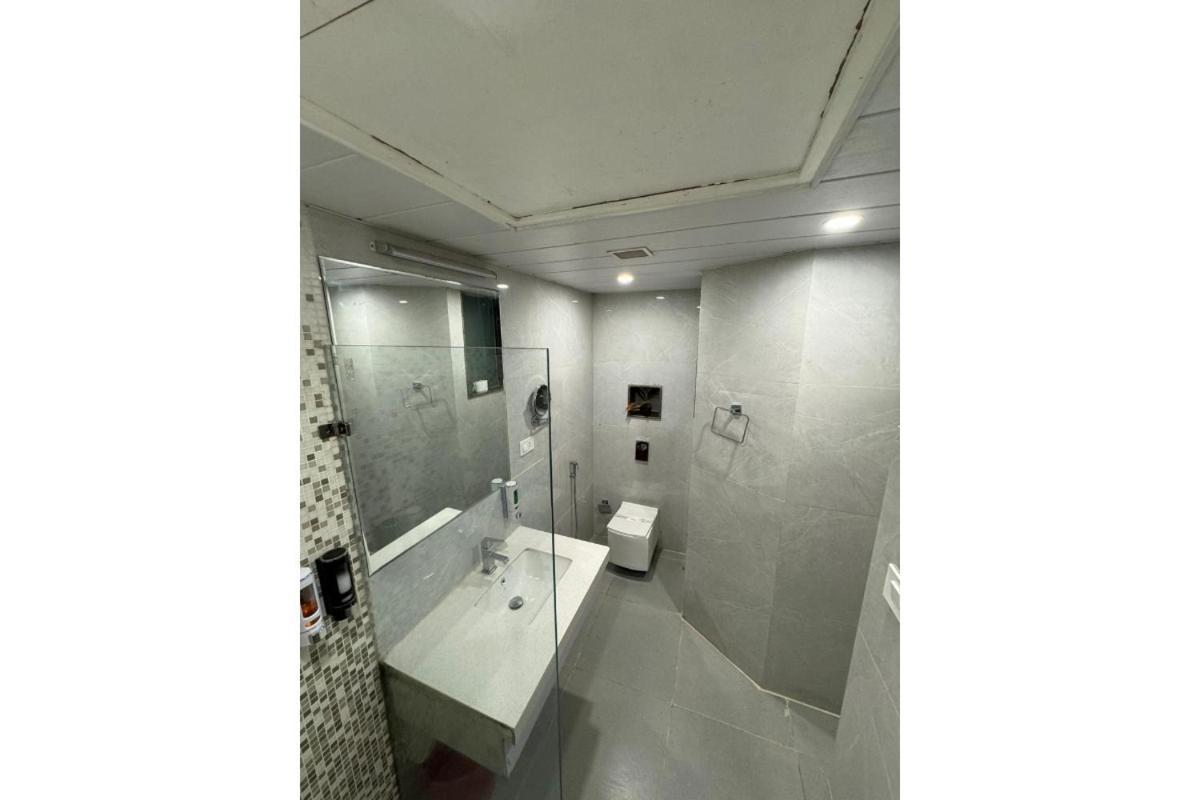 Hotel River Rhythm Assi Ghat Варанаси Екстериор снимка
