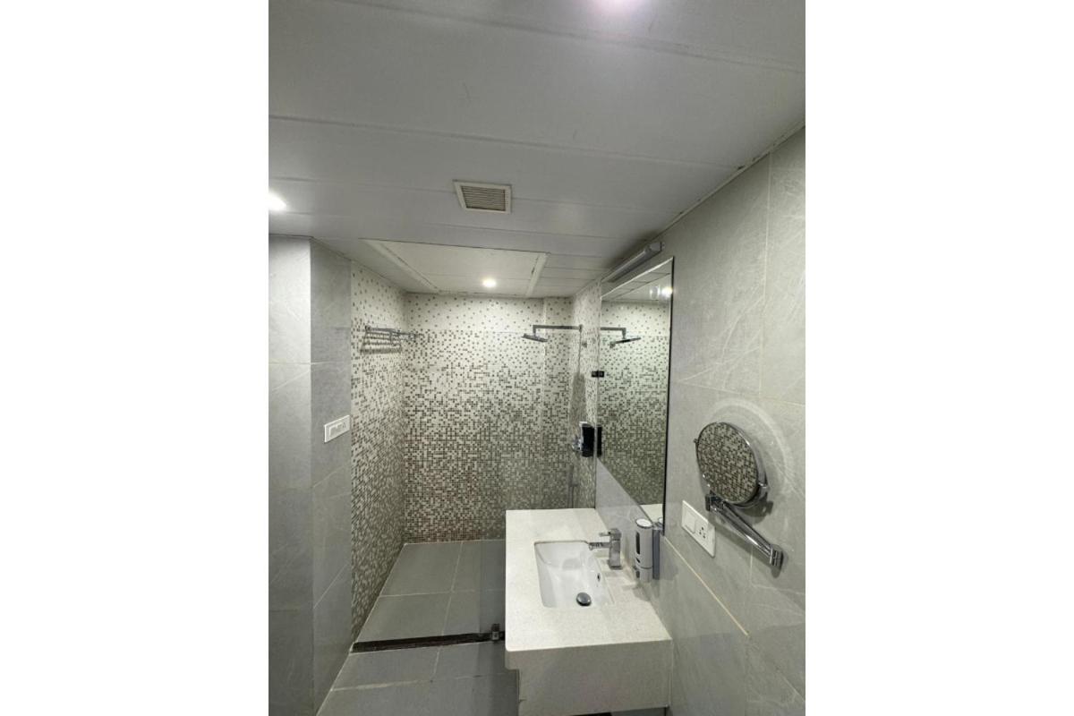 Hotel River Rhythm Assi Ghat Варанаси Екстериор снимка